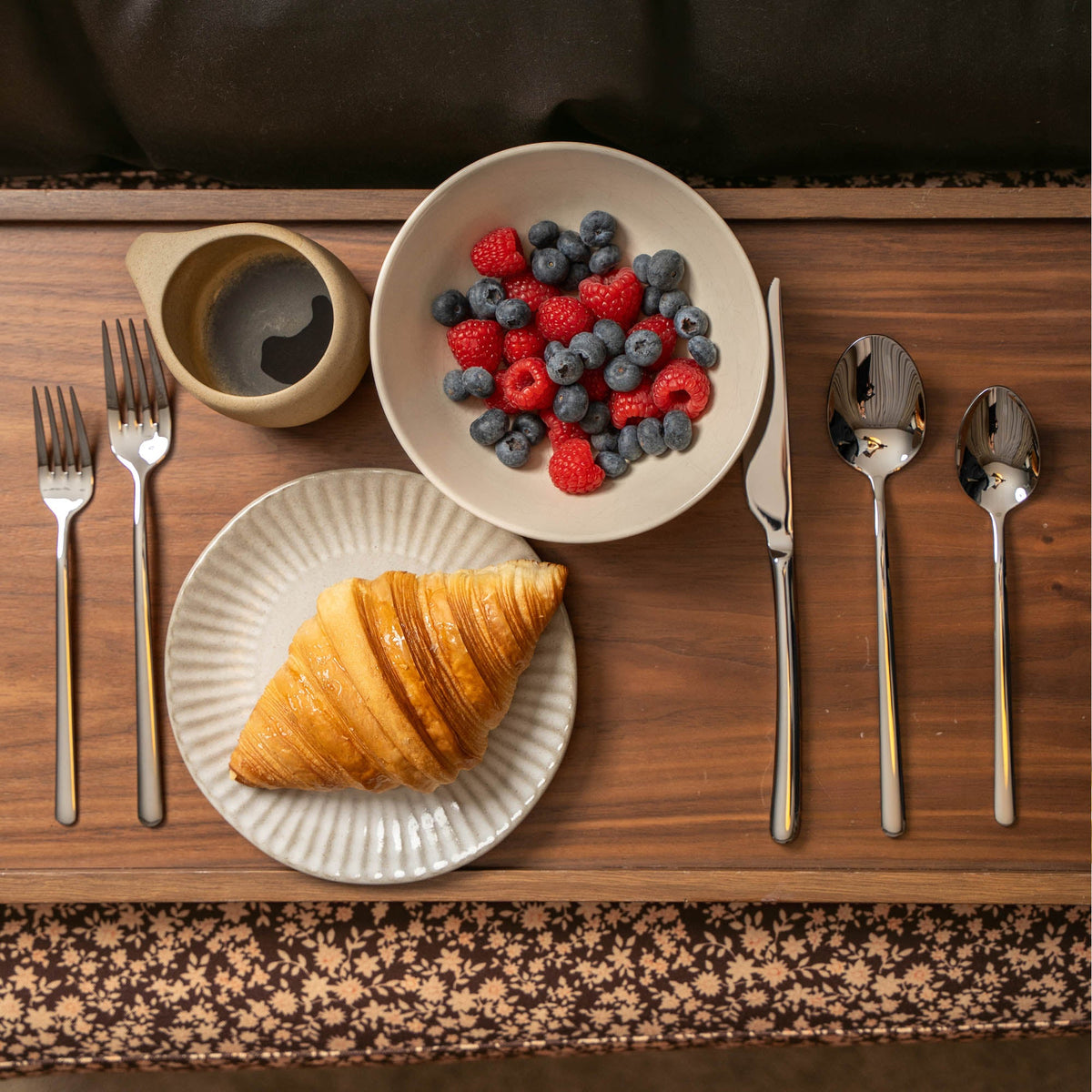 Emilia Mirror 20-Piece Flatware Set, lifestyle photo