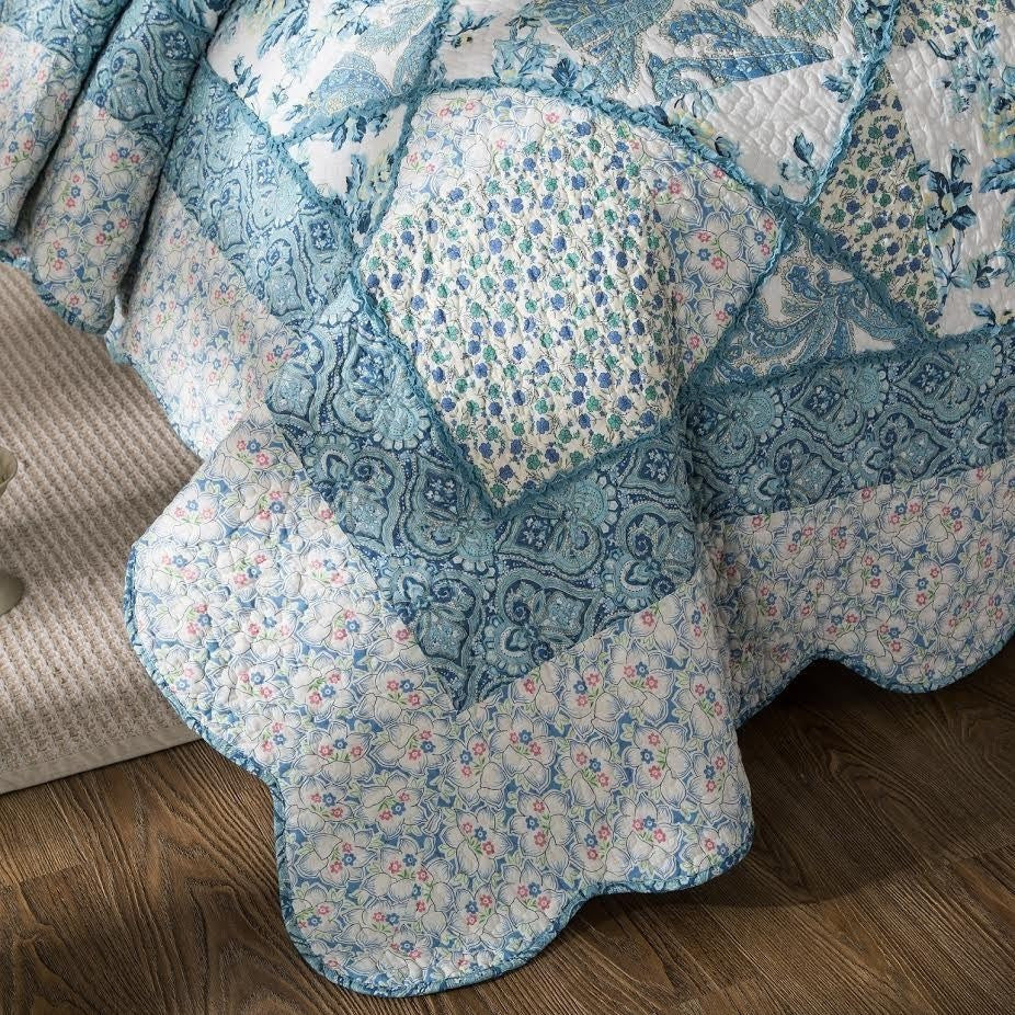Petal Dance Floral Patchwork Cotton Quilt Set, close-up