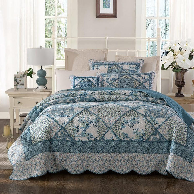 Petal Dance Floral Patchwork Cotton Quilt Set, front view