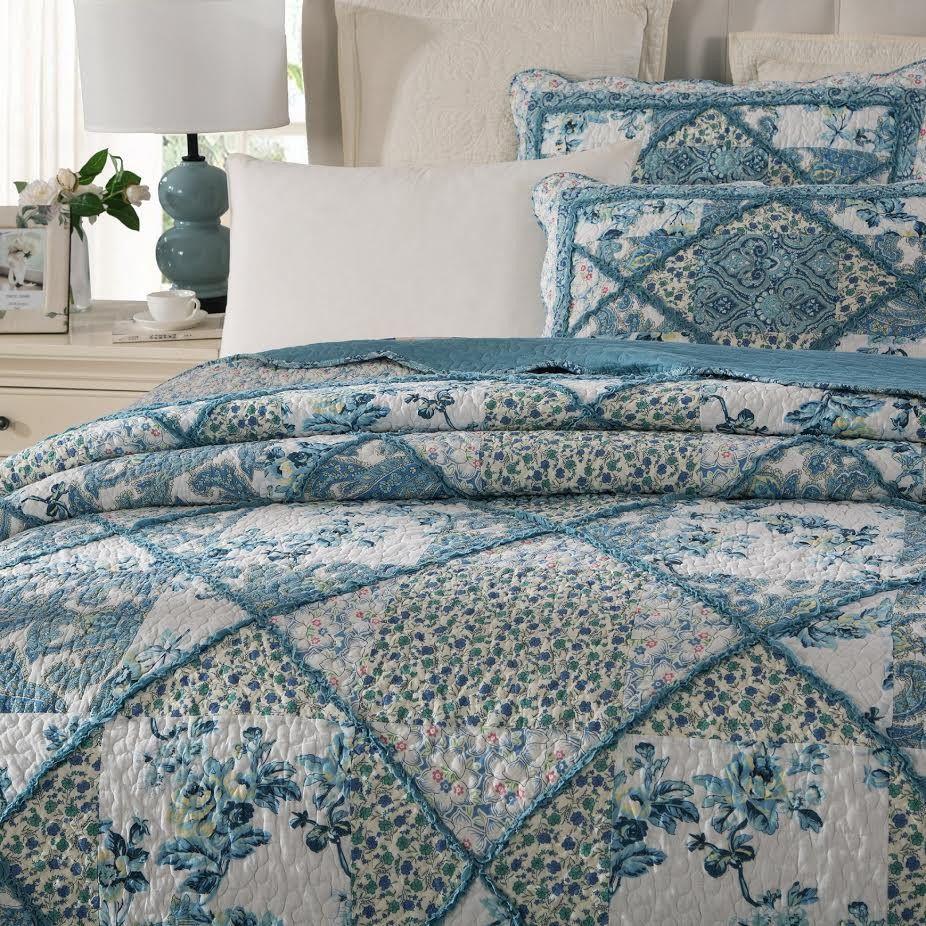 Petal Dance Floral Patchwork Cotton Quilt Set, lifestyle photo